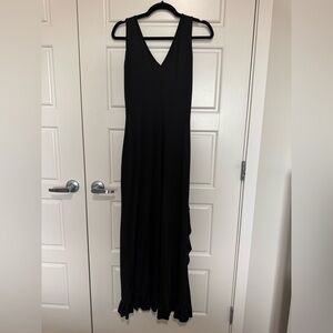 Elegant Black Sleeveless Dress